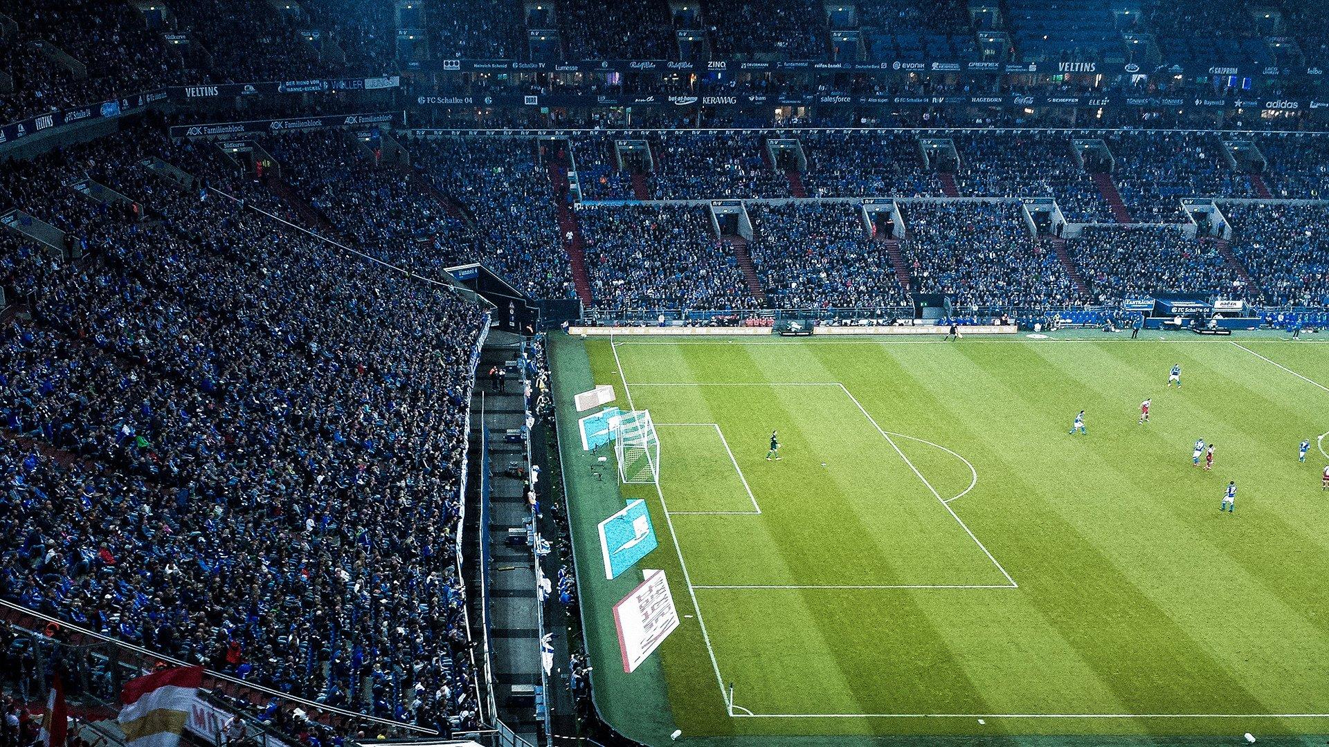 梅西第七次荣膺金球奖 创历史新纪录