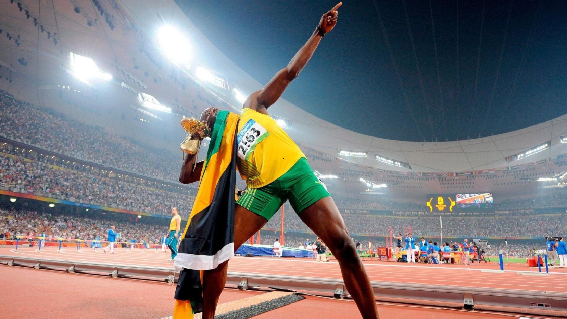 季后赛激战正酣，豪门对决引爆篮球热潮